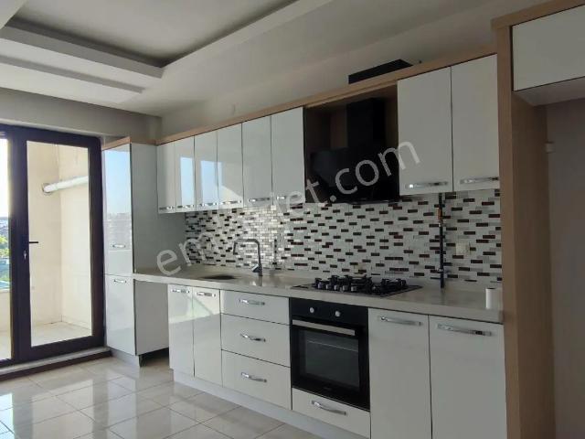 Ulubatlıhasan Mahallesi, Karatay içerisinde kiralık mülk