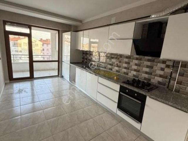 Ulubatlıhasan Mahallesi, Karatay içerisinde kiralık mülk