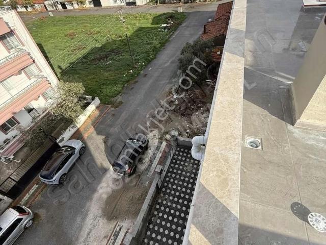 Akhisar, Manisa içerisinde satılık mülk