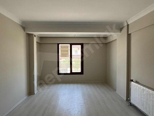 Akhisar, Manisa içerisinde satılık mülk