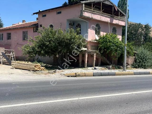 Niğde içerisinde satılık Villa