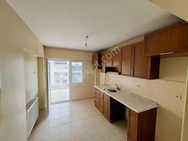 Menemen, İzmir içerisinde kiralık mülk