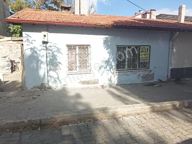 Gediz içerisinde satılık Villa