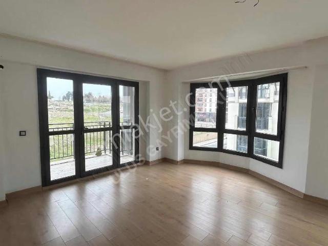 Esenler, İstanbul içerisinde kiralık mülk