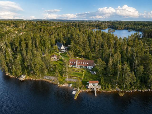 Gård till salu i Västra Götaland
