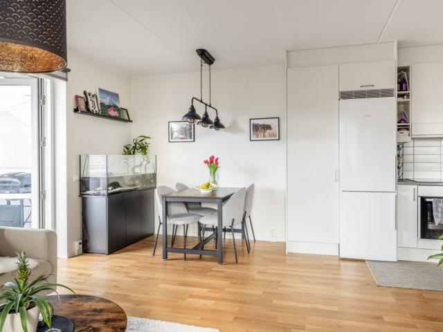Bostadsrätt till salu i Kallhäll, Stockholm