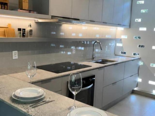 Apartamento venda em Região Geográfica Imediata do Distrito Federal, Região Integrada de Desenvolvimento do Distrito Federal e Entorno