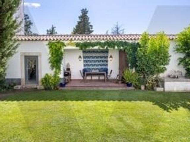 Casa venda em Azeitão (São Lourenço e São Simão), Setúbal
