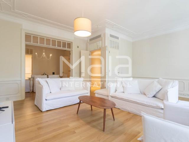 Apartamento alugar em Santo António, Lisboa