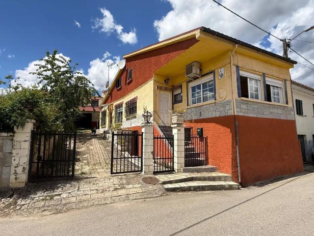 Casa venda em Edroso, Bragança