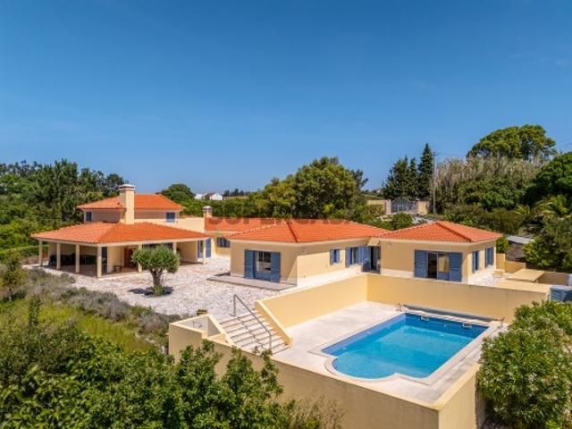 Casa venda em Usseira, Óbidos