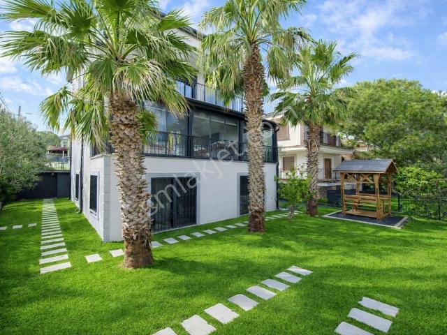 Ayvalik, Balikesir içerisinde satılık Villa