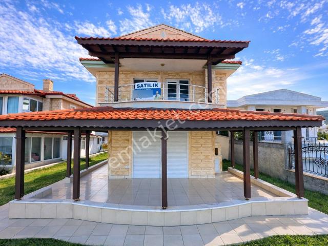 Ayvalik, Balikesir içerisinde satılık Villa