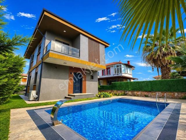 Ayvalik, Balikesir içerisinde satılık Villa
