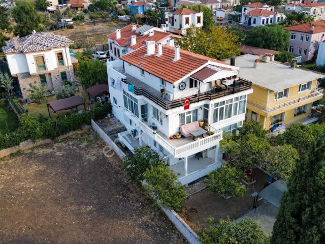 Ayvalik, Balikesir içerisinde satılık Villa