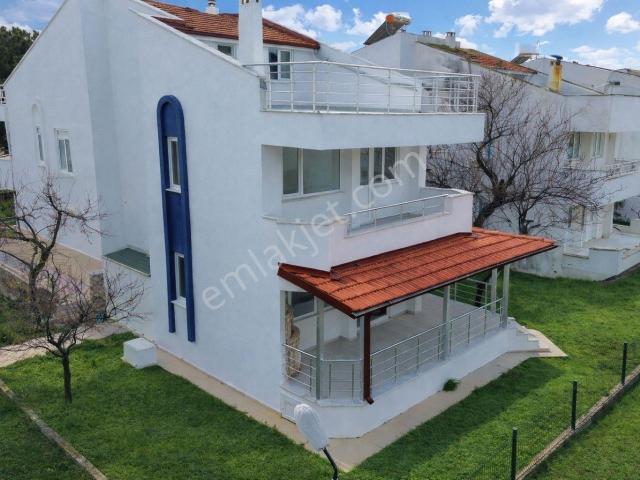Ayvalik, Balikesir içerisinde satılık Villa