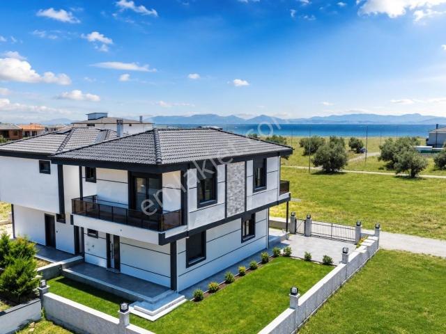 Ayvalik, Balikesir içerisinde satılık Villa