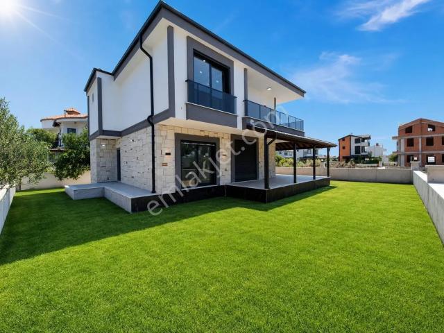 Ayvalik, Balikesir içerisinde satılık Villa