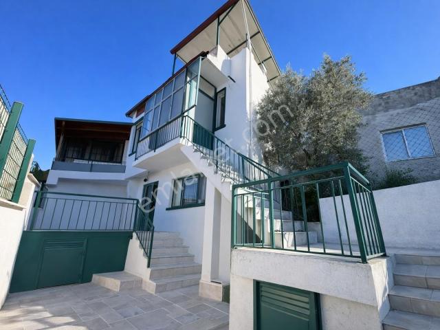 Ayvalik, Balikesir içerisinde satılık Villa