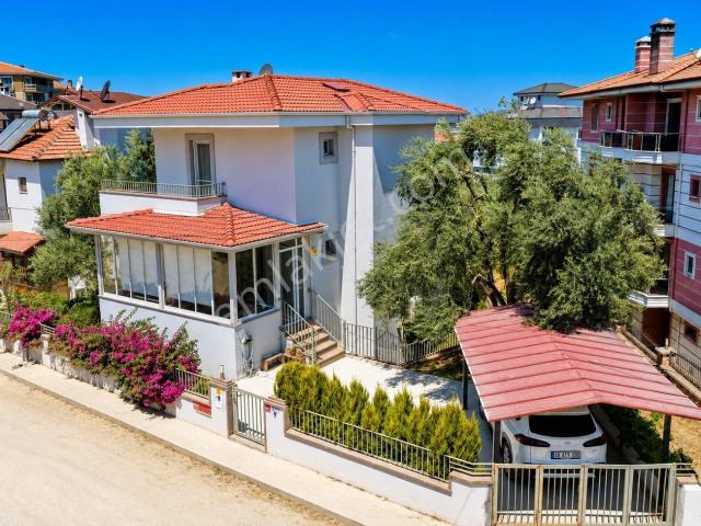 Ayvalik, Balikesir içerisinde satılık Villa