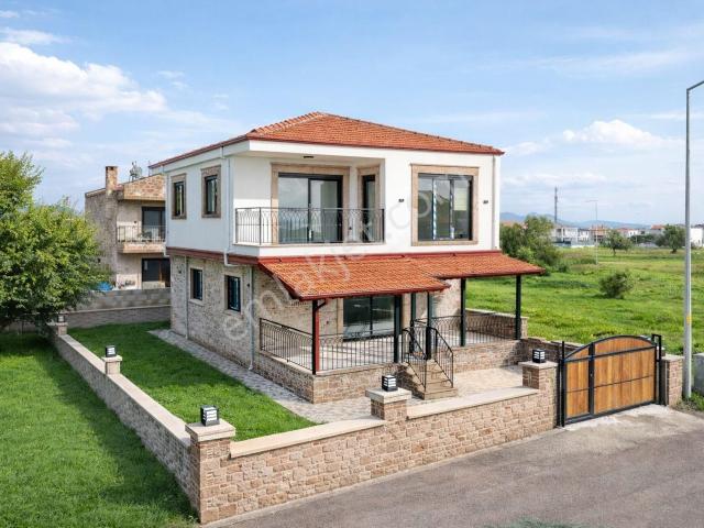 Ayvalik, Balikesir içerisinde satılık Villa