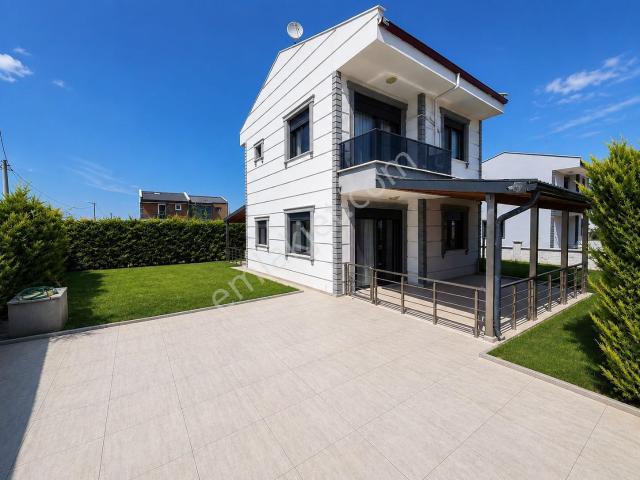 Ayvalik, Balikesir içerisinde satılık Villa