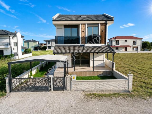 Altınova Mahallesi, Ayvalık içerisinde satılık Villa