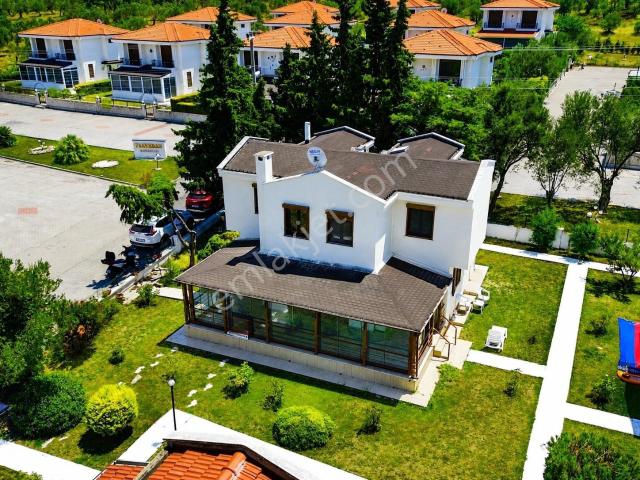 Sahil Kent Mahallesi, Ayvalık içerisinde satılık Villa
