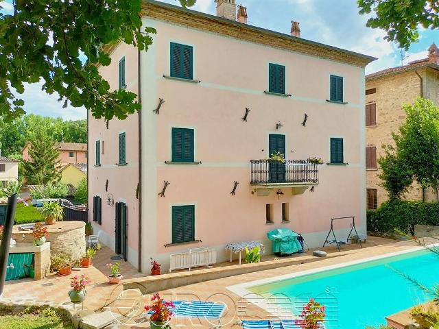 Casa in vendita a Umbertide, Umbria
