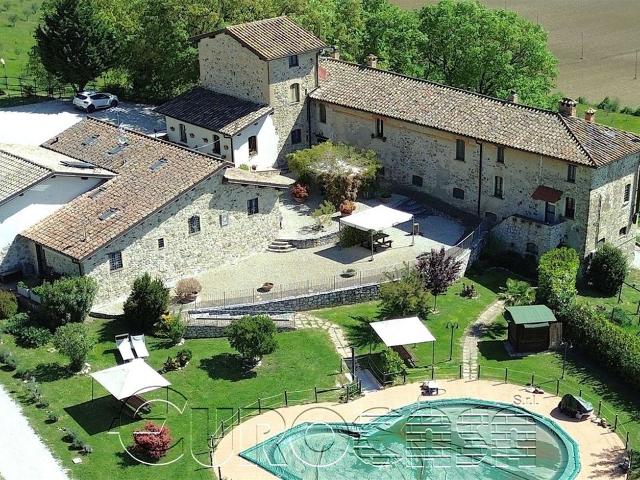 Casa in vendita a Umbertide, Umbria