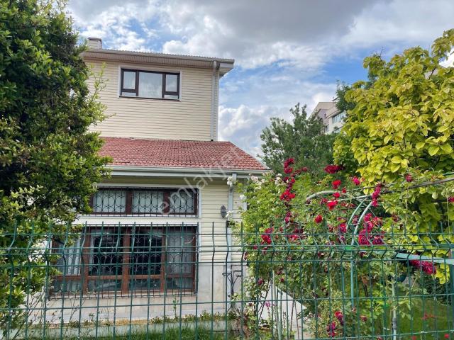 Çankaya, Ankara içerisinde kiralık Villa