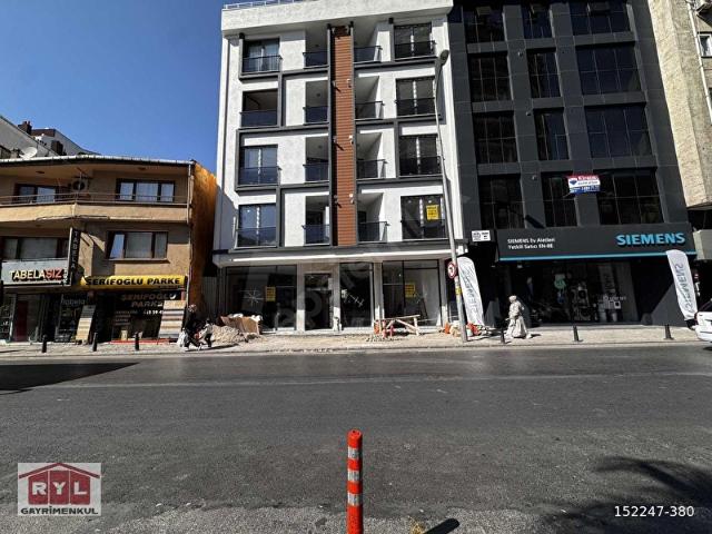 Ümraniye, İstanbul içerisinde satılık Dükkan