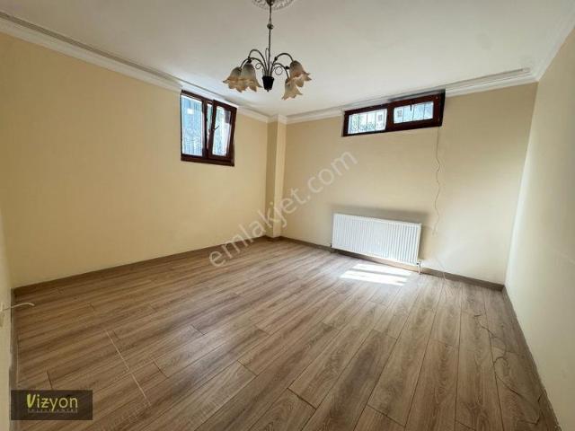 Ümraniye, İstanbul içerisinde kiralık mülk