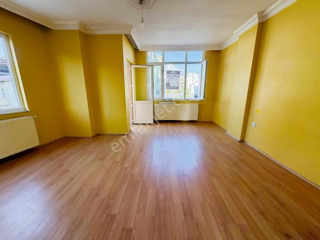 Ümraniye, İstanbul içerisinde kiralık mülk
