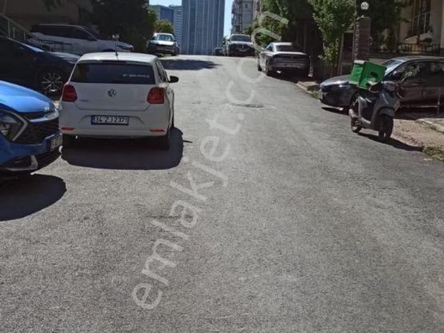 Ümraniye, İstanbul içerisinde kiralık mülk