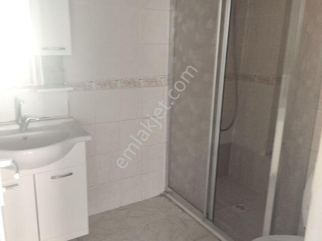 Çakmak Mahallesi, Ümraniye içerisinde kiralık mülk