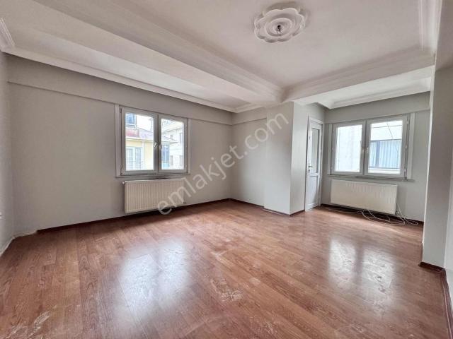 Ümraniye, İstanbul içerisinde kiralık mülk