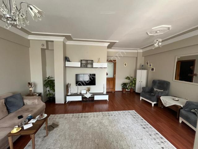 Ümraniye, İstanbul içerisinde satılık mülk