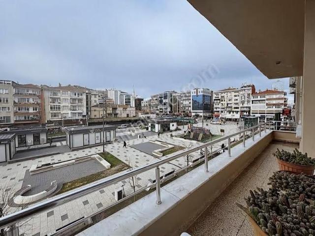 Ümraniye, İstanbul içerisinde kiralık mülk