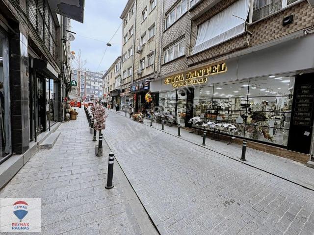 Ümraniye, İstanbul içerisinde satılık mülk