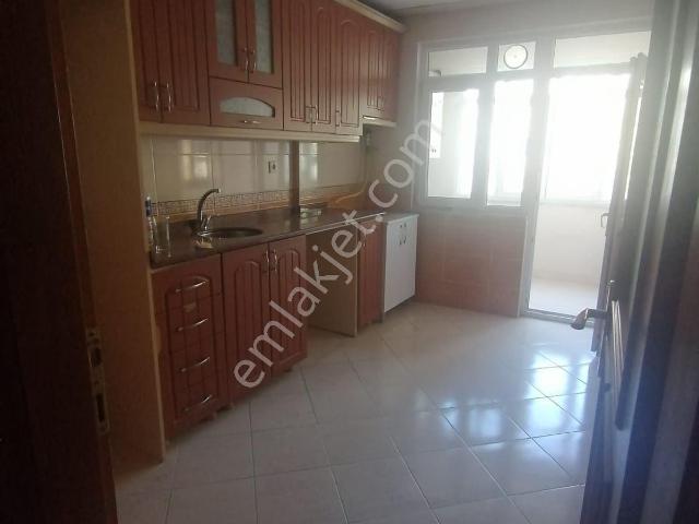 Ümraniye, İstanbul içerisinde kiralık mülk