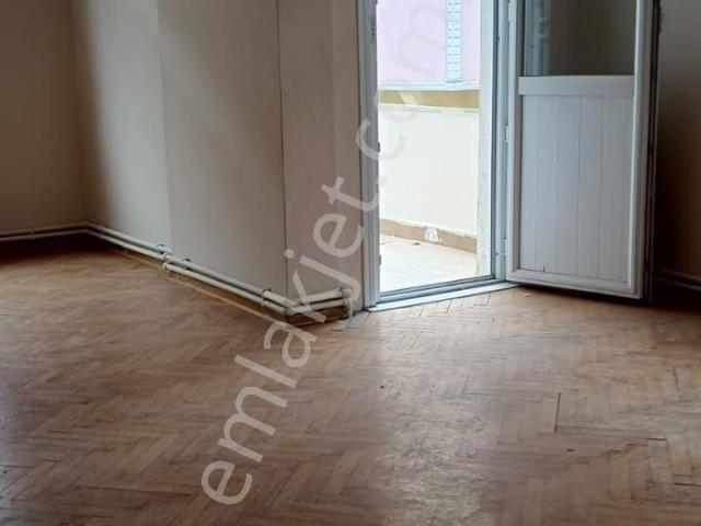 Ümraniye, İstanbul içerisinde kiralık mülk