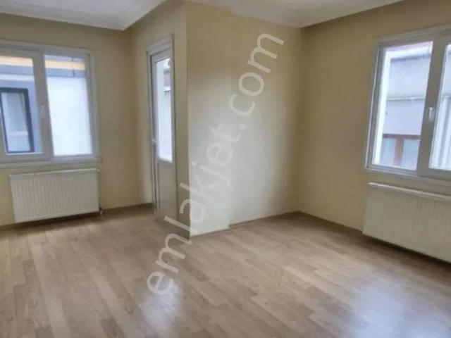 İstiklal Mahallesi, Ümraniye içerisinde kiralık mülk