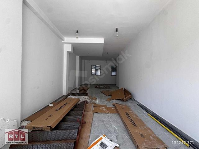 Ümraniye, İstanbul içerisinde satılık Dükkan