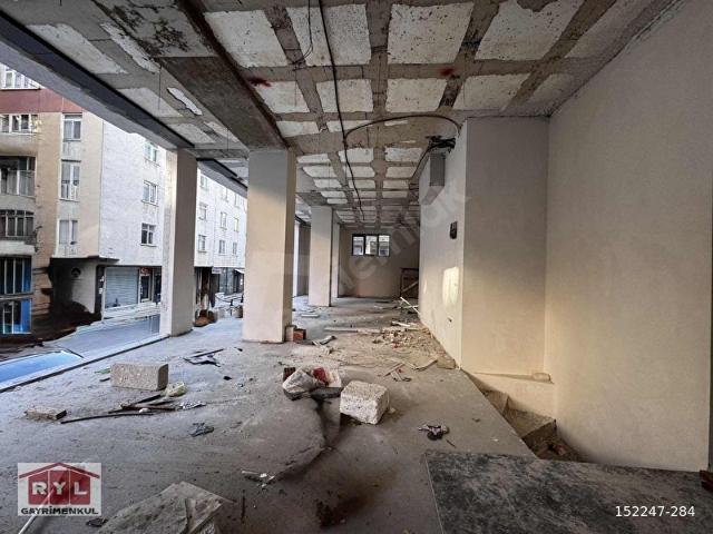 Ümraniye, İstanbul içerisinde satılık Dükkan