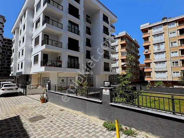 Ümraniye, İstanbul içerisinde satılık mülk
