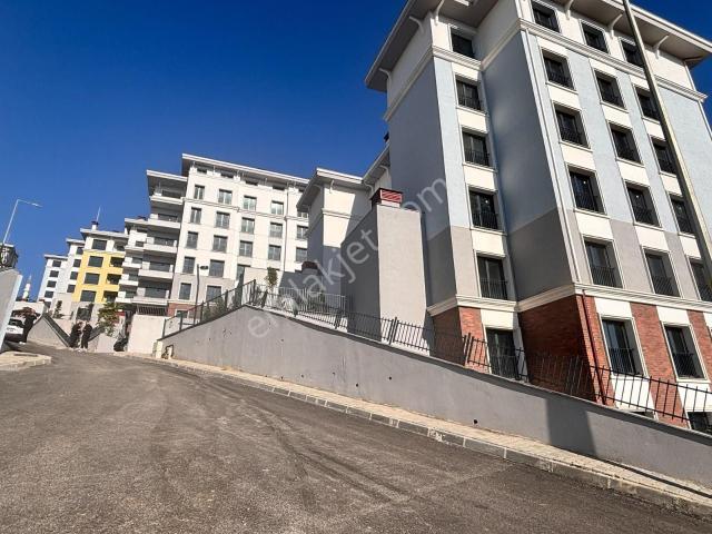 Ümraniye, İstanbul içerisinde kiralık mülk