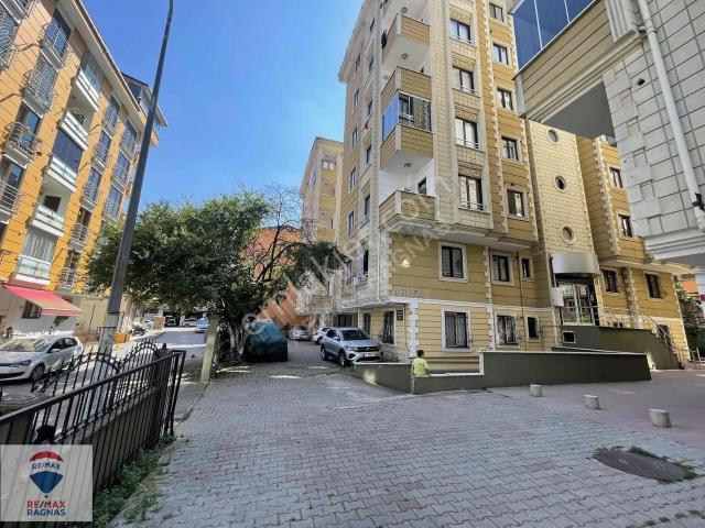 Ümraniye, İstanbul içerisinde kiralık mülk
