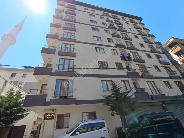 Ümraniye, İstanbul içerisinde kiralık mülk