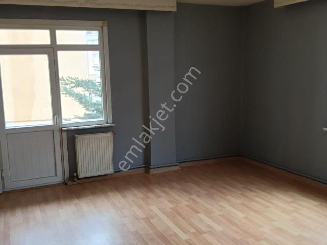 İstiklal Mahallesi, Ümraniye içerisinde kiralık mülk